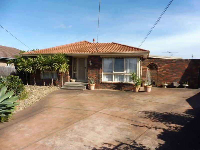4 Cambridge Court, Thomastown