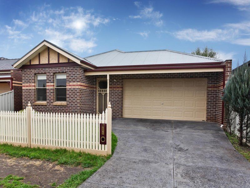 13 Macedon Close, Caroline Springs - Thumbnail 2