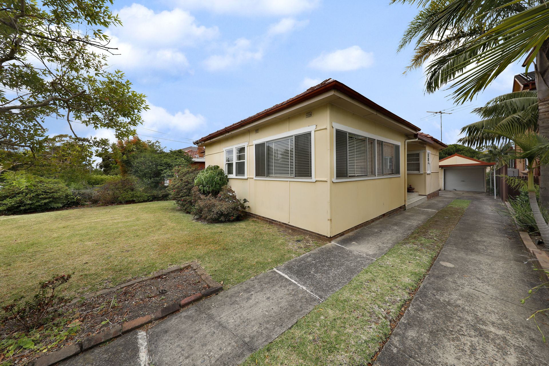 34 Karimbla Road, Miranda, Miranda - Thumbnail 2