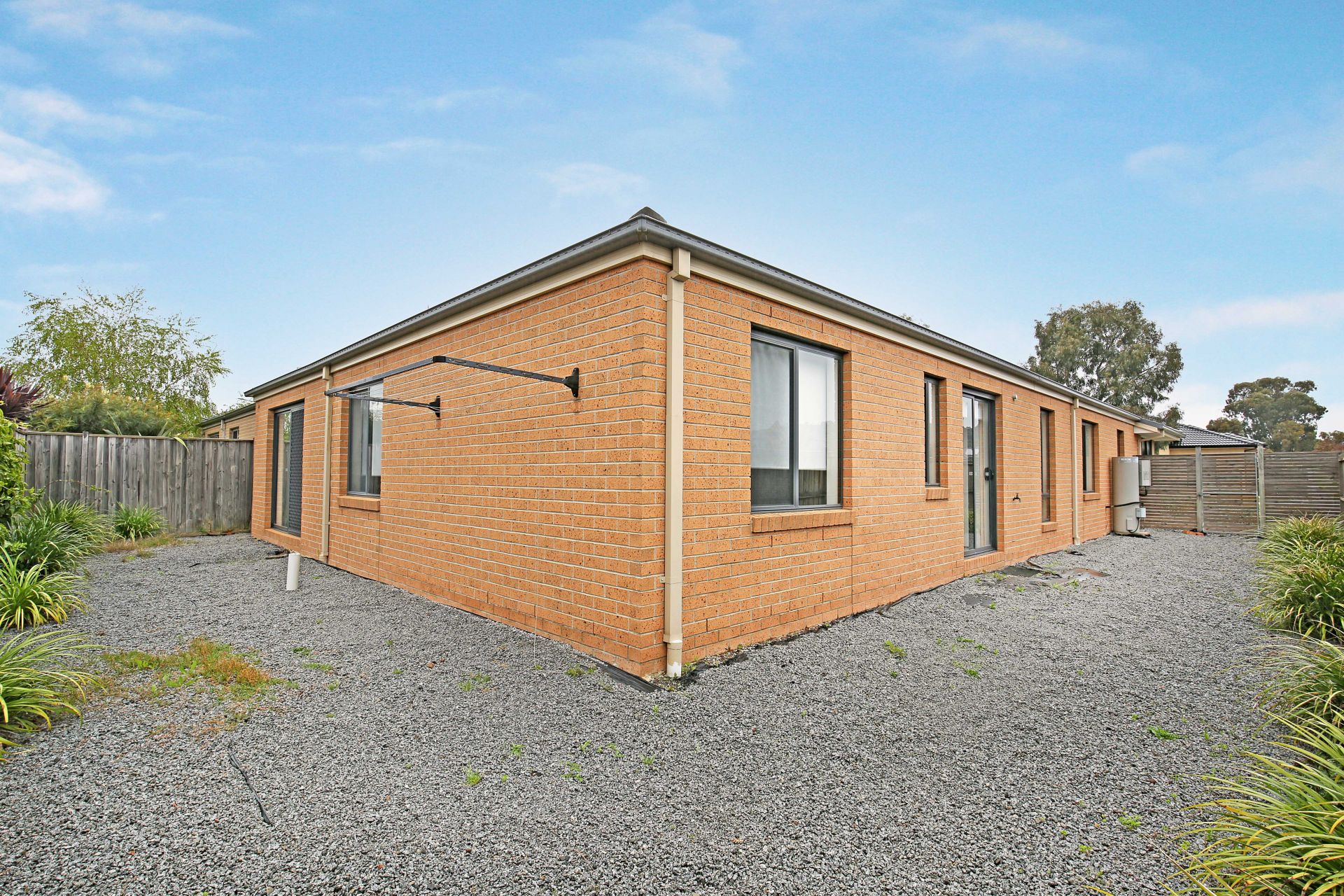 SPACIOUS FAMILY HOME!