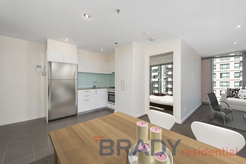 1502/8 Exploration Lane MELBOURNE VIC, Melbourne - Thumbnail 2