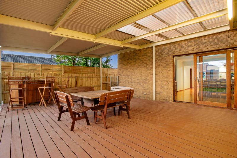 16 Macneil Drive, Altona Meadows - Thumbnail 4