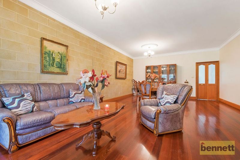 238 Lieutenant Bowen Drive, Bowen Mountain - Thumbnail 7