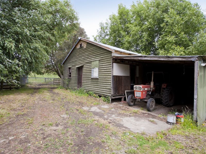 415 Pennyroyal Valley Road Pennyroyal VIC, Pennyroyal - Thumbnail 2