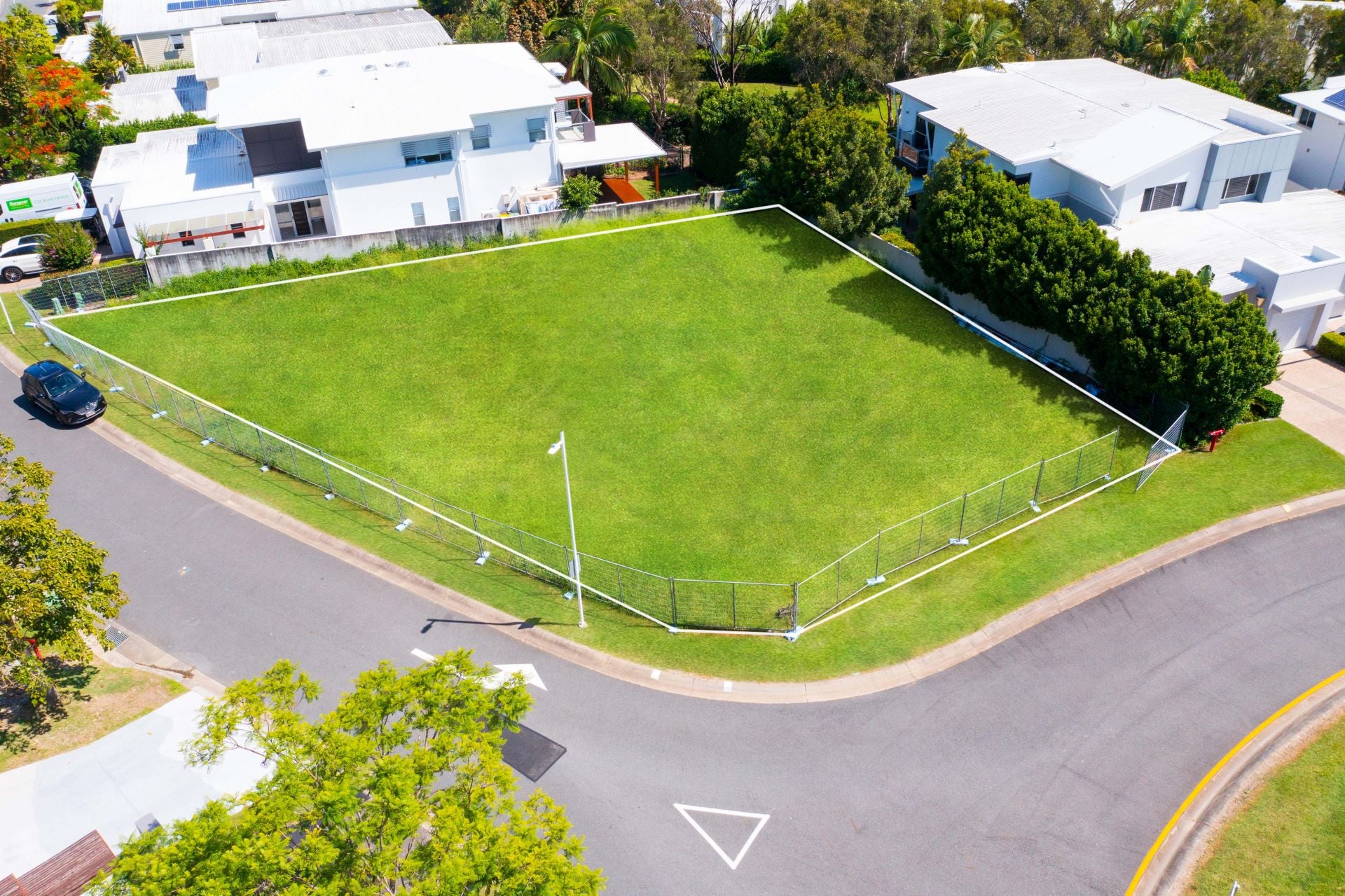 7007 Vista Drive, Benowa - Thumbnail 2