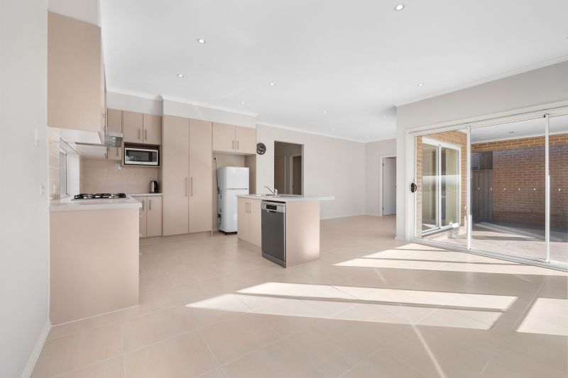 Real Estate For Sale 11 Grandiflora Street Rouse Hill , NSW