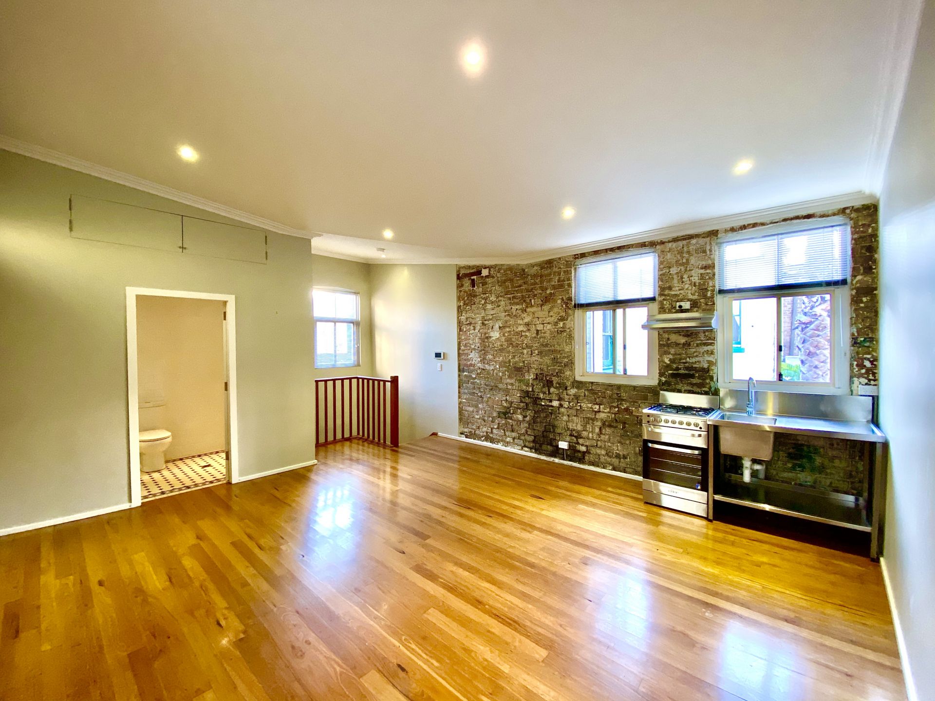 Real Estate For Lease Studio 4/8 King Street Newtown , NSW