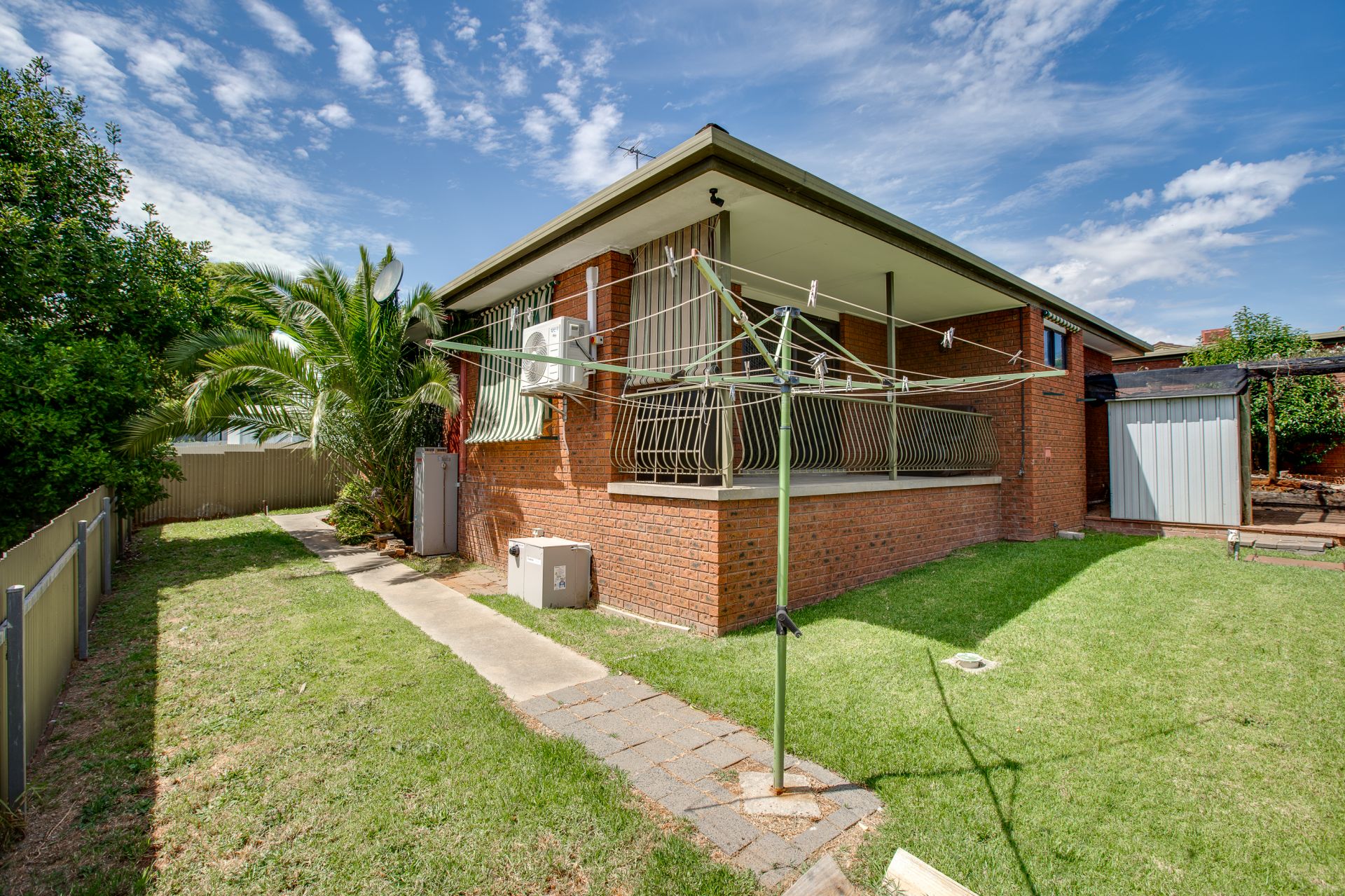 2/300 Highview Crescent, Lavington Gilson Yonson Real Estate