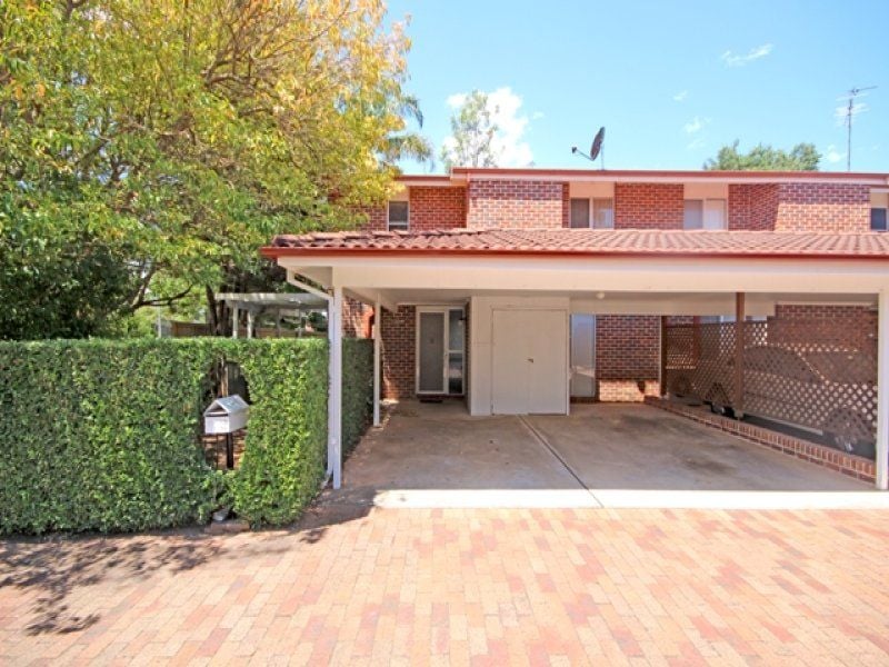 1 John Tebbutt Place, Richmond - Thumbnail 2