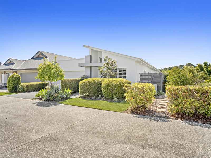 163/1 Halcyon Way, HOPE ISLAND, QLD 4212 Halcyon Waters