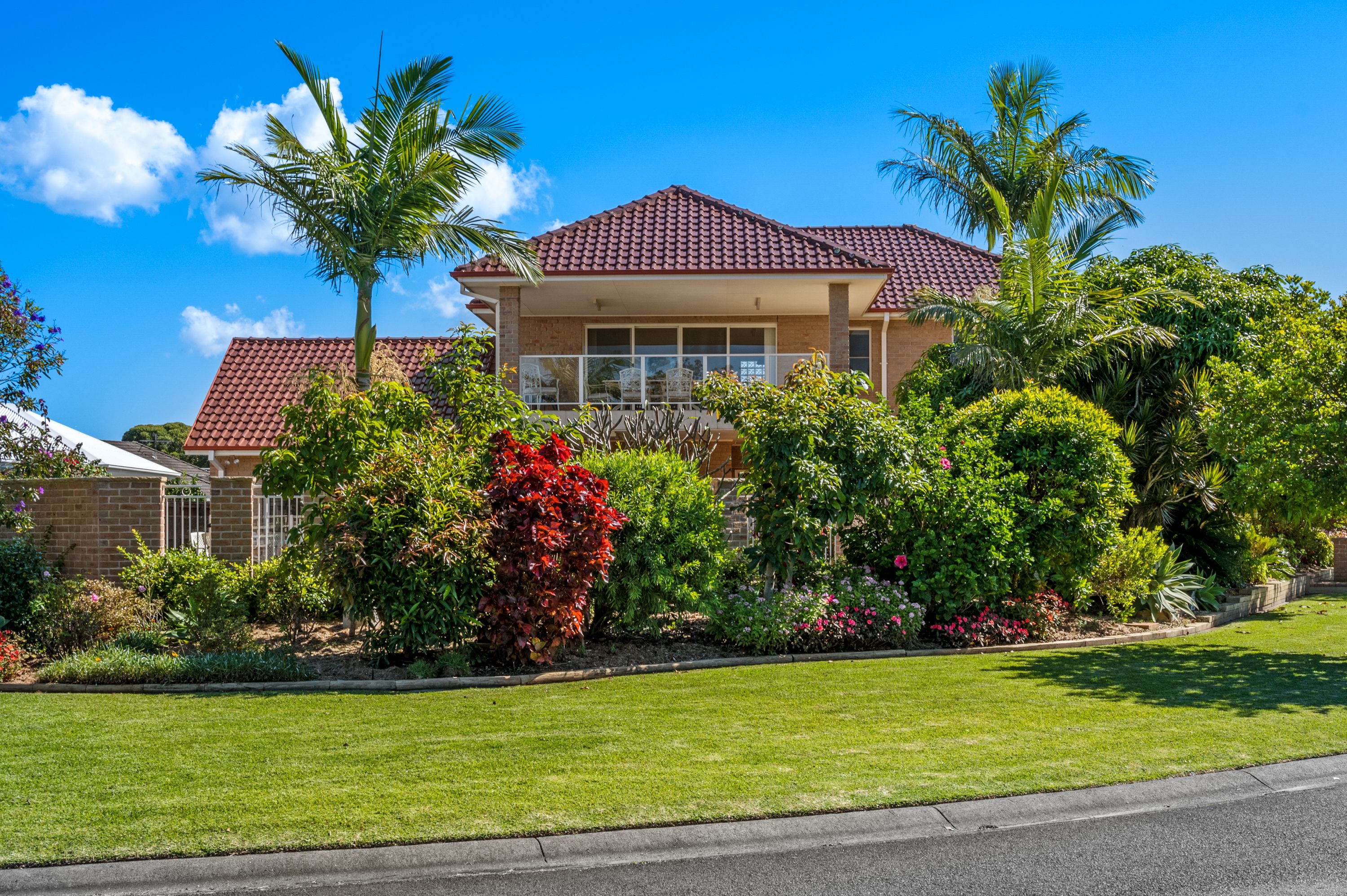 Real Estate For Sale 1 Sanctuary Close Tea Gardens , NSW