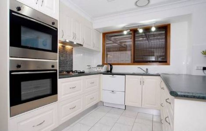 7 Hakea Court, Altona Meadows - Thumbnail 4