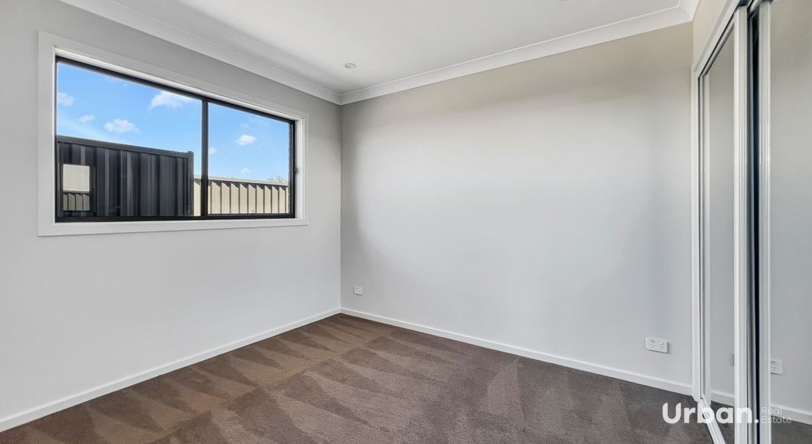 Tahmoor 45A Dulcimere Street