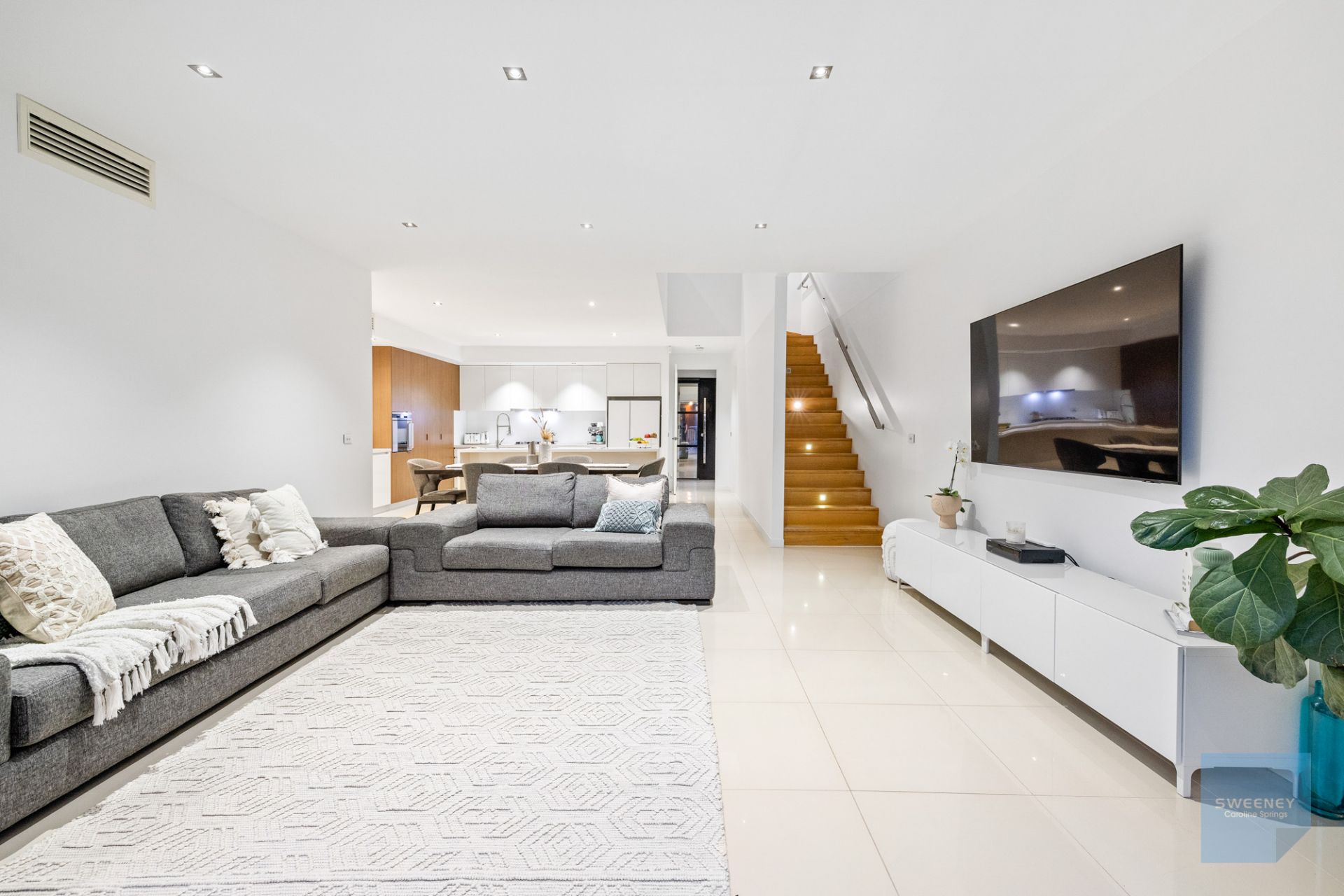 160 The Esplanade, Caroline Springs - Thumbnail 8
