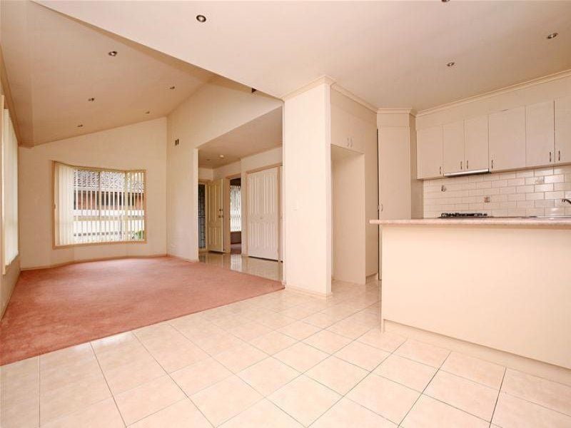 Elegant 2 Bedroom Unit, A Must See!