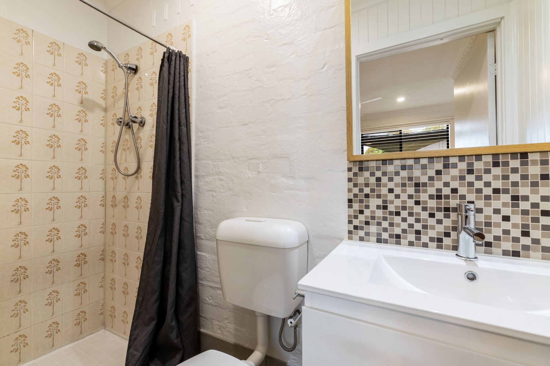Updated Unit Includes Water and Electricity Bills!