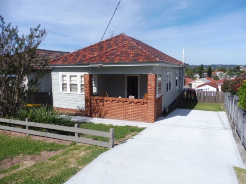 11 Oxley Road, Waratah Robinson Property