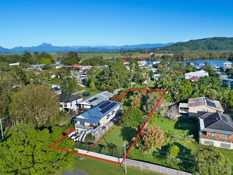 19 Irving Street, TUMBULGUM