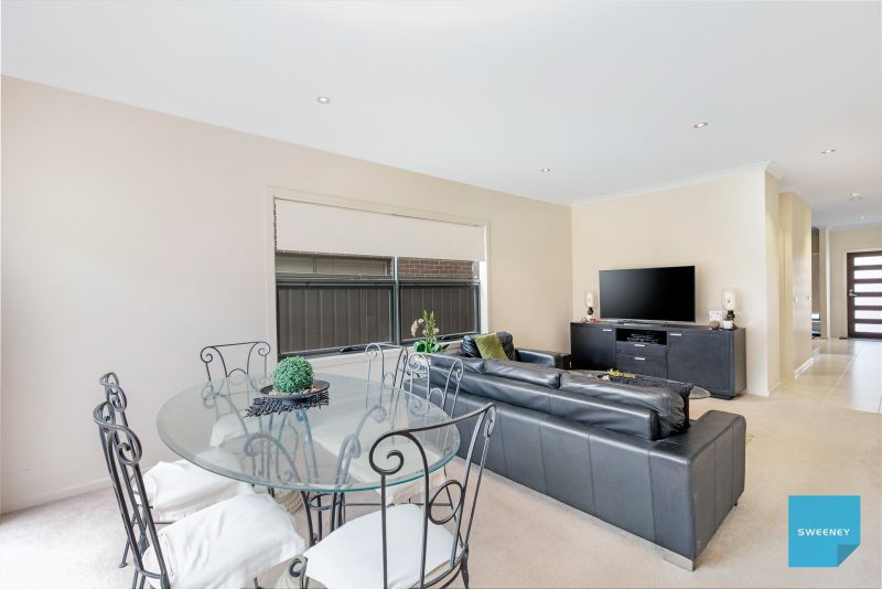 33/8 The Crossing, Caroline Springs - Thumbnail 4