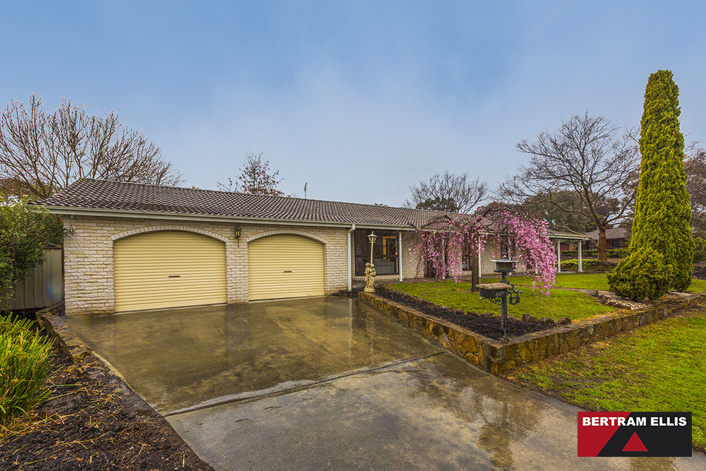 13 Deamer Crescent, Chisholm - Thumbnail 2