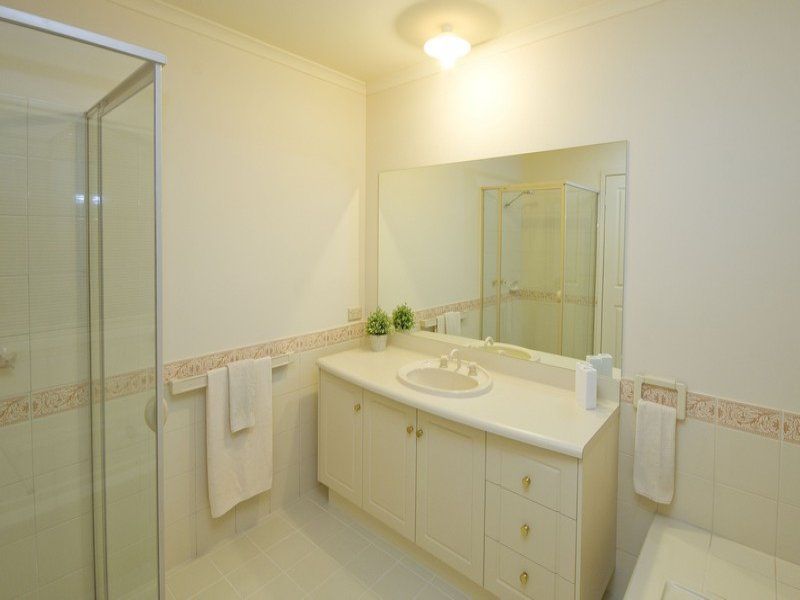 21 CORELLA AVENUE Chandlers Hill 5159
