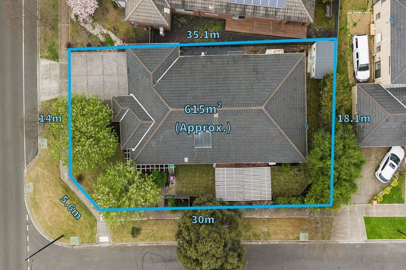 84 Hawkstowe Parade, South Morang