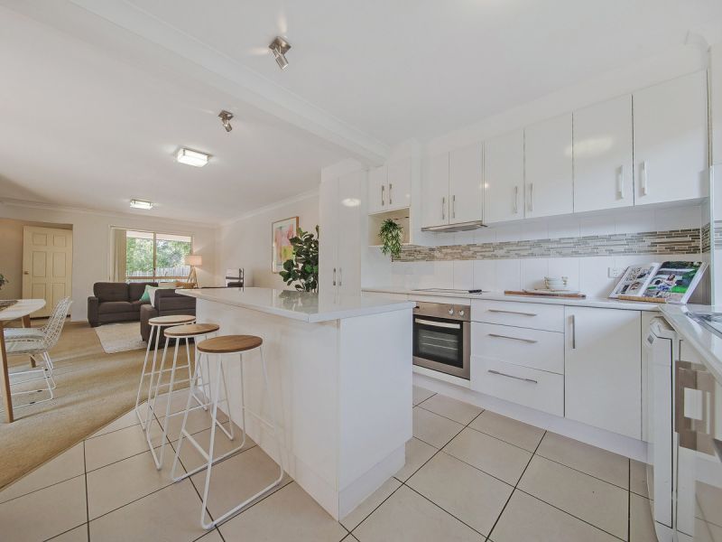 Carina 27/173 Fursden Road