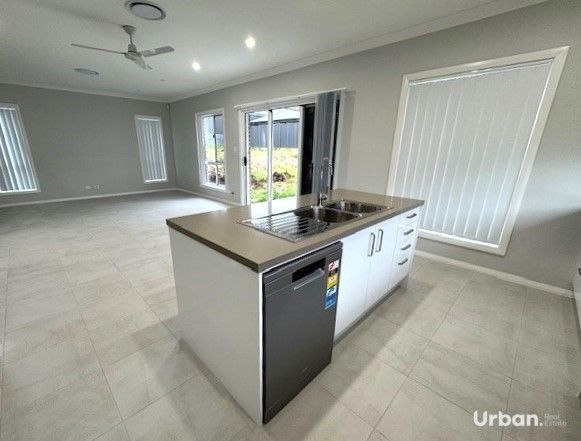 Huntley 16 Grey Myrtle Road