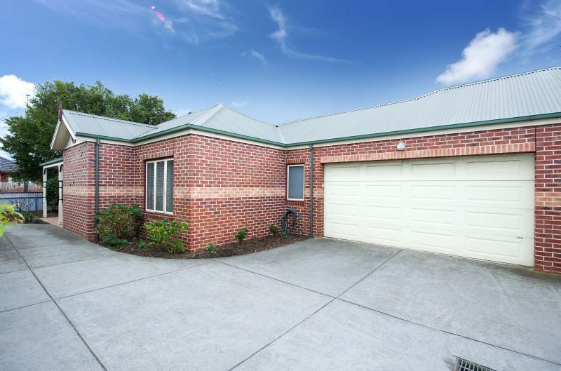 1/357 Williamstown Road
