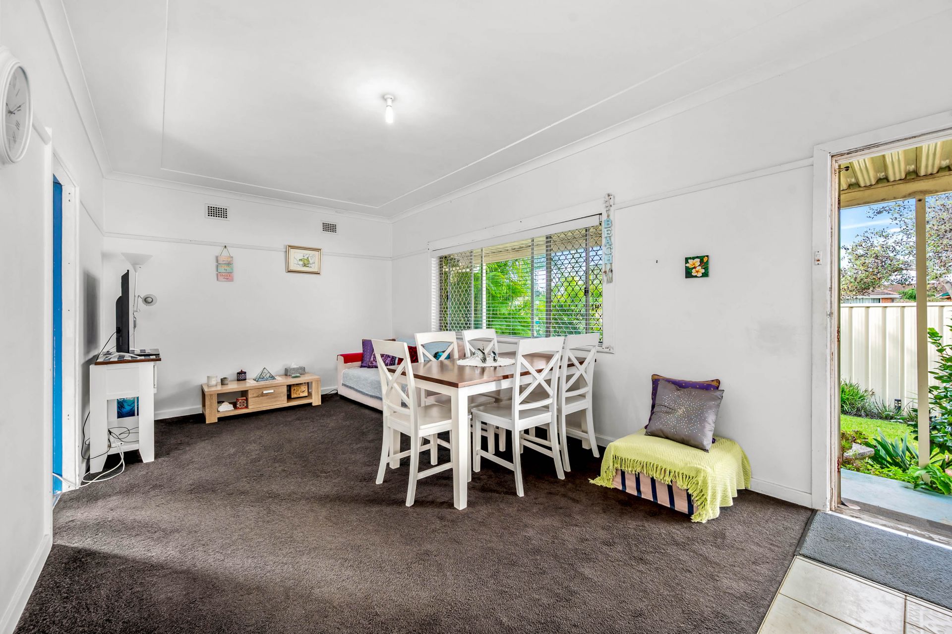 27 Emily Street, Marks Point - Thumbnail 8