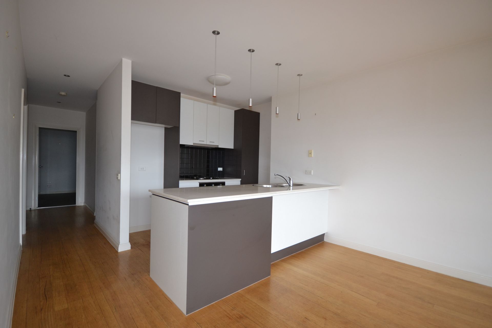 EXCLUSIVE APARTMENT LIVING