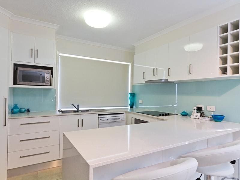 1/285 Golden Four Drive 'Carool Court' BILINGA QLD, ' Bilinga - Thumbnail 4
