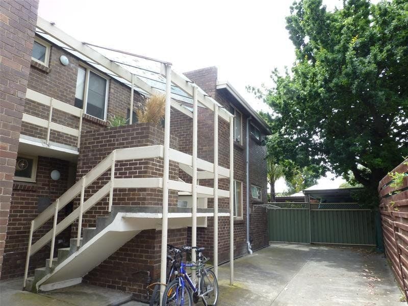 4/57A Fyffe Street, Thornbury