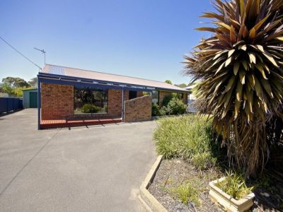 3
 
 
 
  
 
 
 1
 
 
 
  
 
 
 3
 
 
 
 
 
 
 
 109 Sheffield Road, SPREYTON TAS 7310, Spreyton - Thumbnail 2