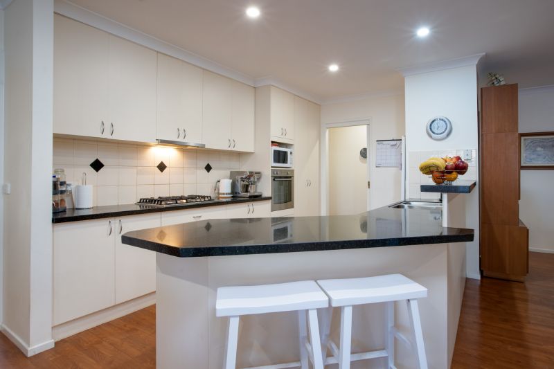 12 Casper Lane Albury NSW, Albury - Thumbnail 5