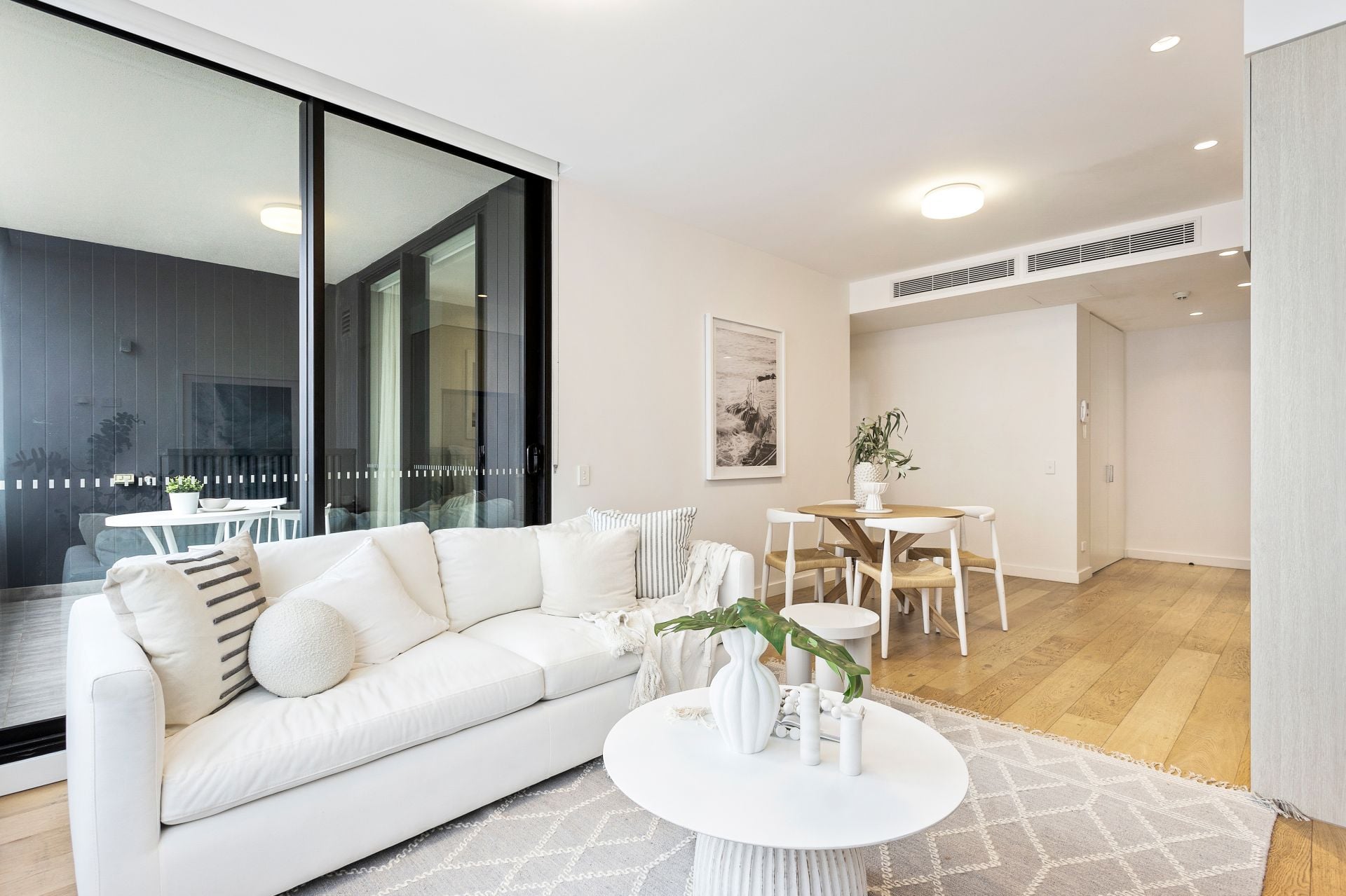 608/2 Dune Walk, Woolooware - Thumbnail 2