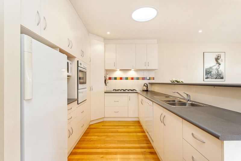 84 Creswick Street, Footscray - Thumbnail 3