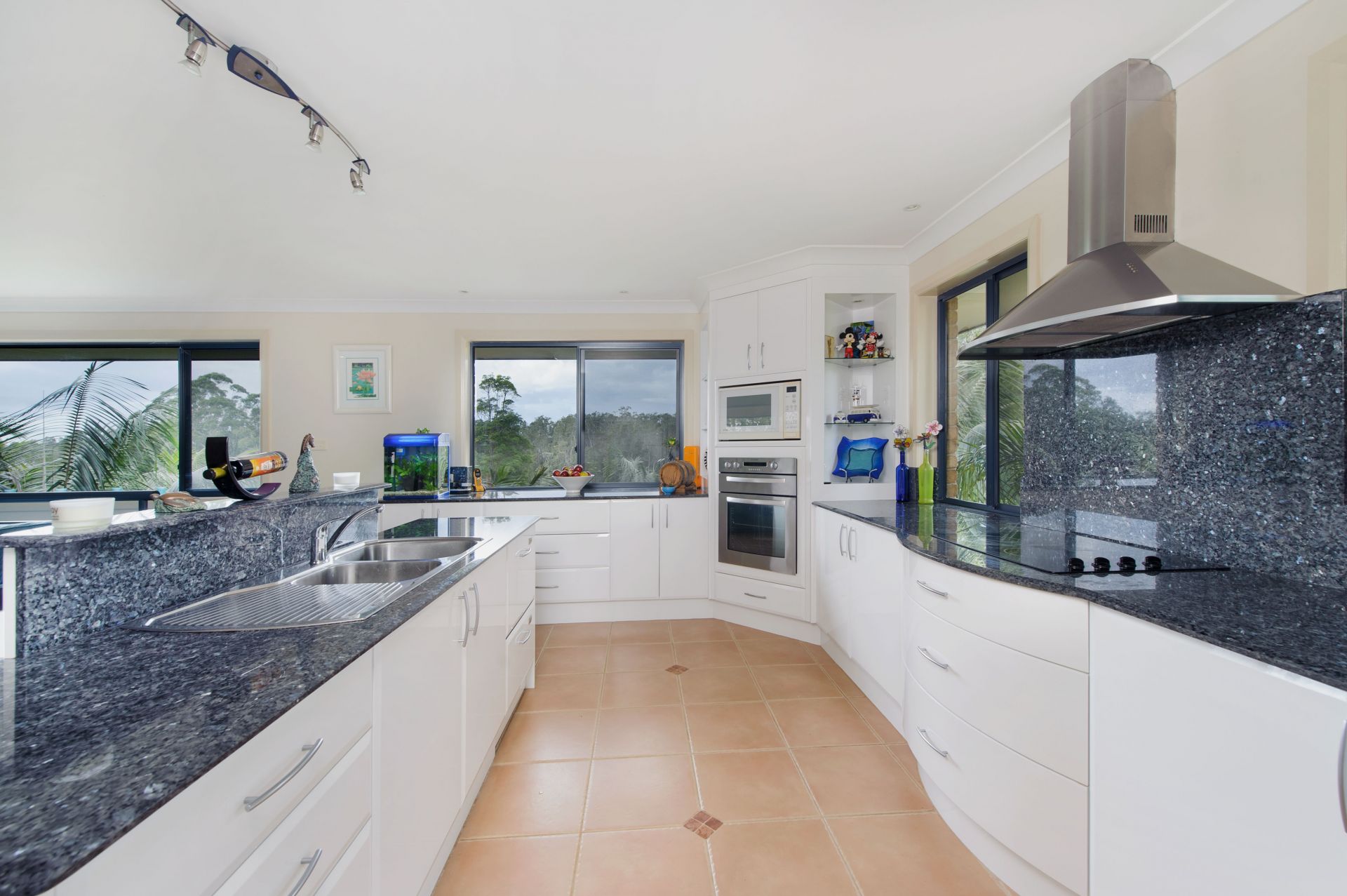 77 Crestwood Drive Port Macquarie NSW, Port Macquarie - Thumbnail 6
