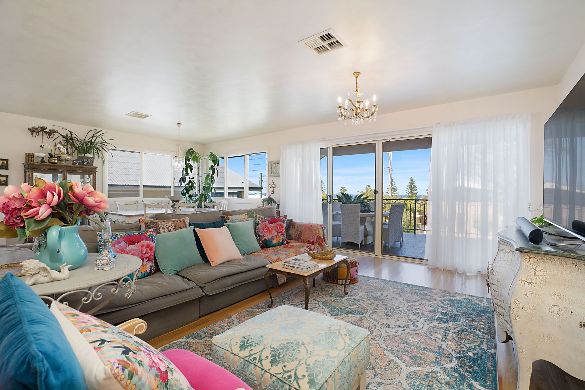 Perfectly Configured for Growing Families, Just 700m from the Beach, Just - Thumbnail 8