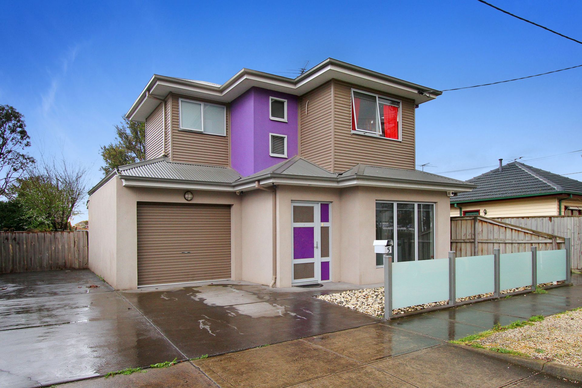 Modern Street Frontage Delight