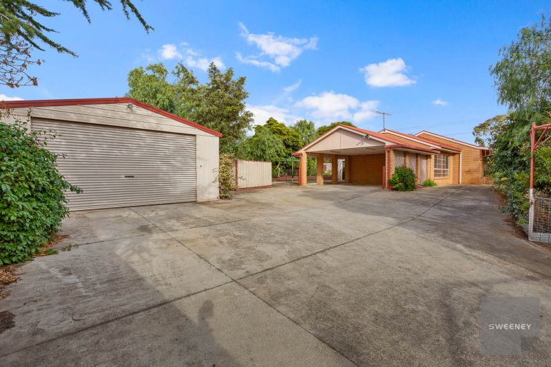 10 Barry Street