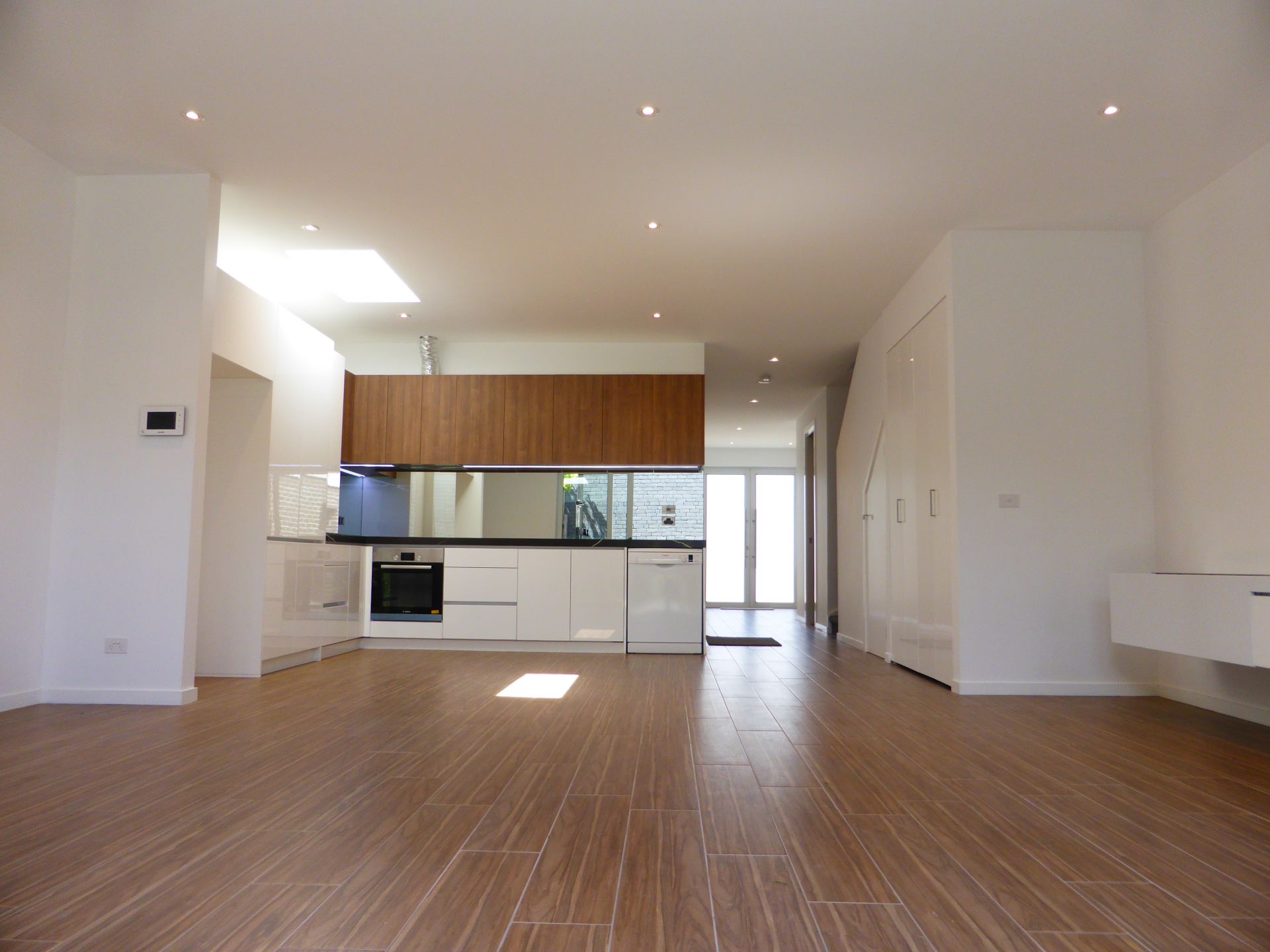 Brand New Townhouse With A Contemporary Design In A Prime location!
