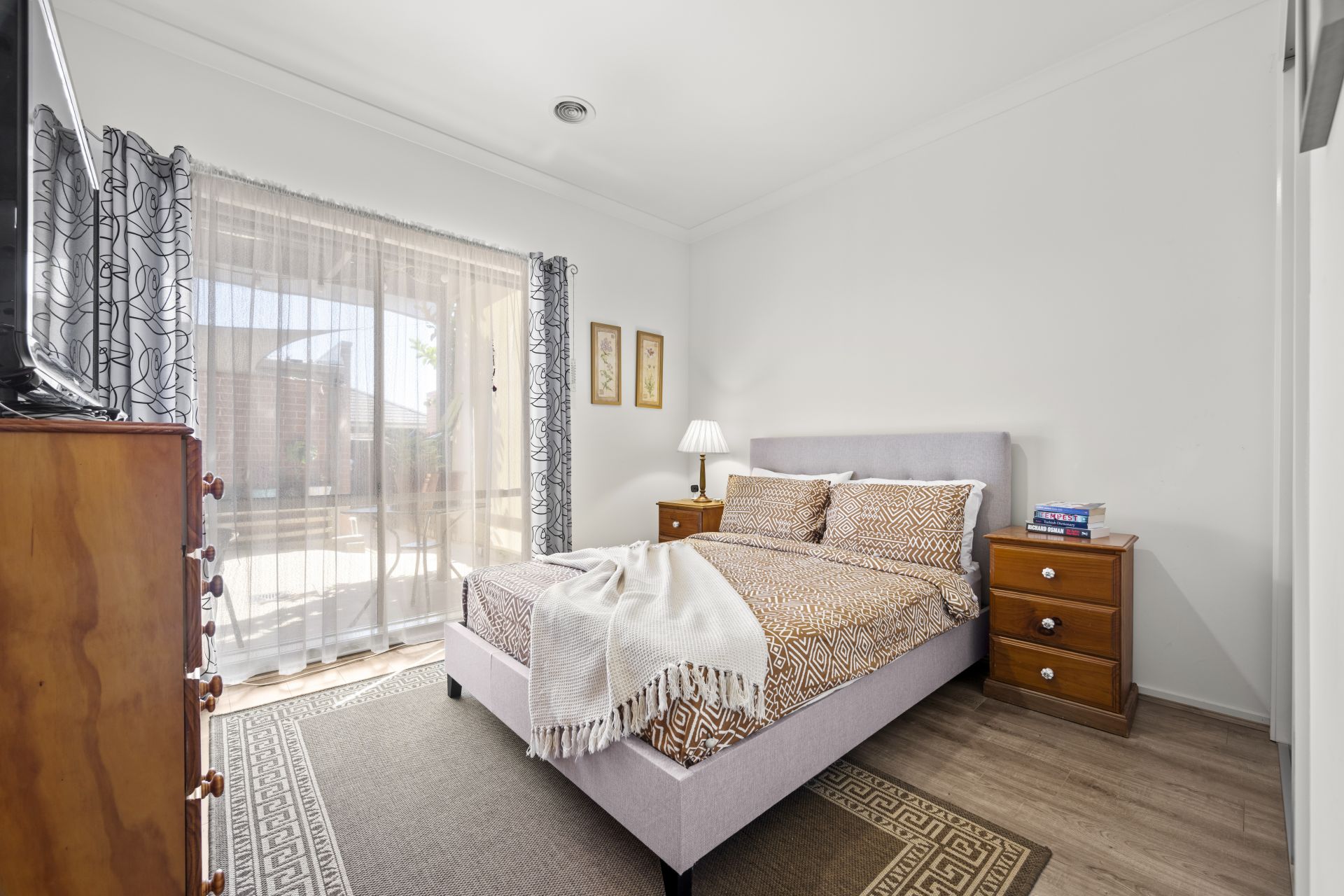 Perfect Presentation In A Lifestyle Location