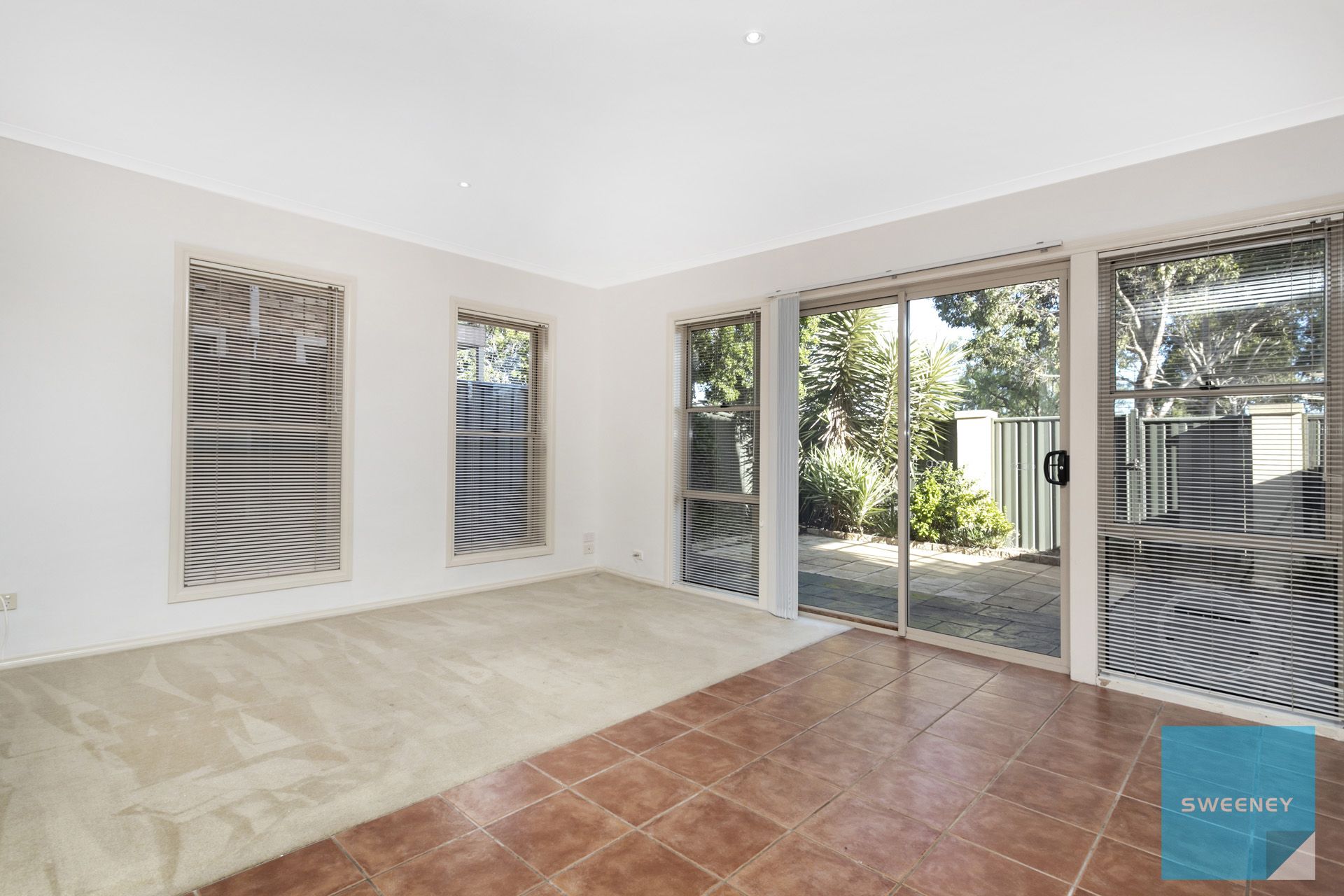 4/8 Lauffre Walk, Caroline Springs - Thumbnail 4
