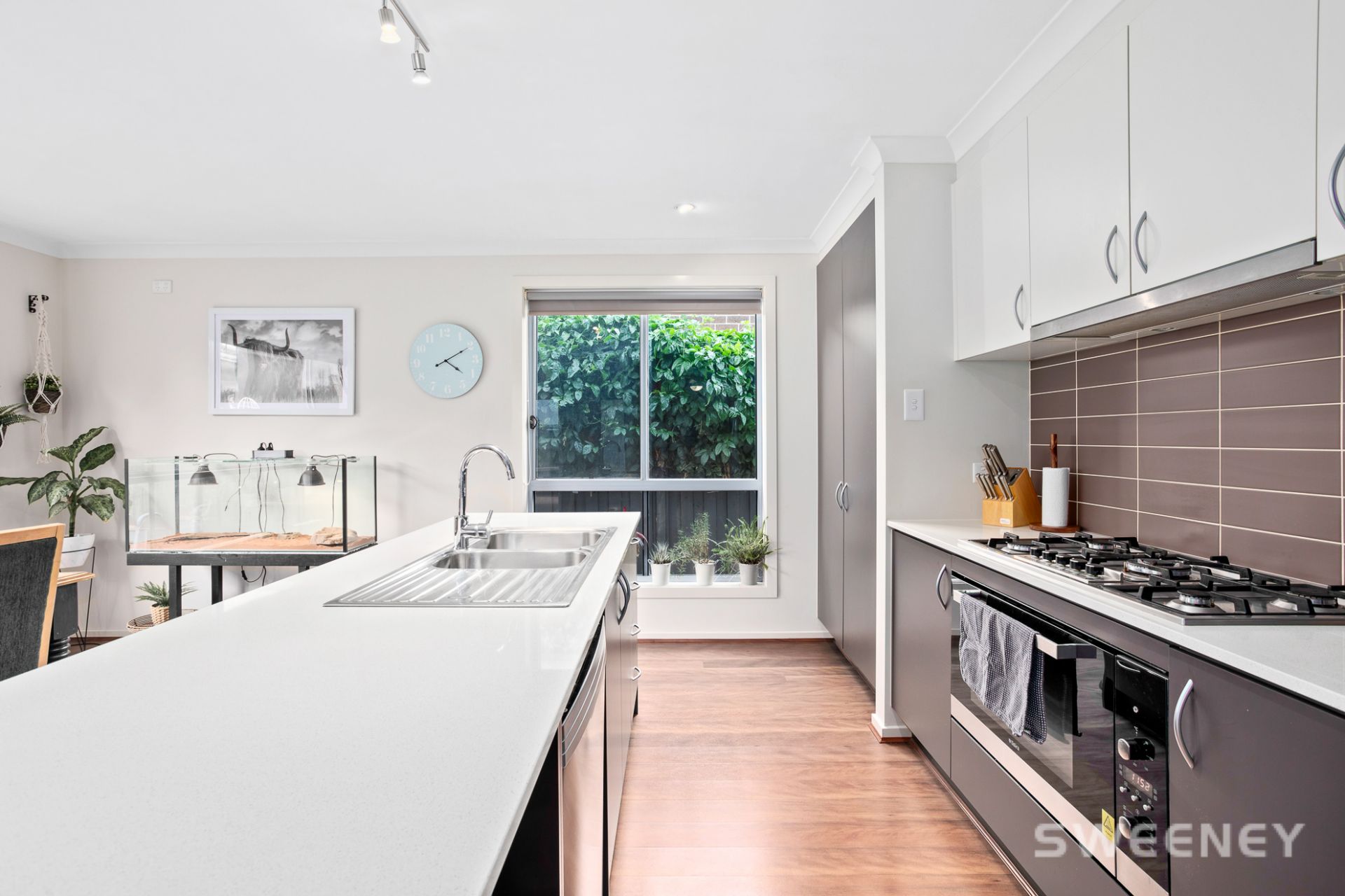 21 Martaban Crescent, Point Cook - Thumbnail 4