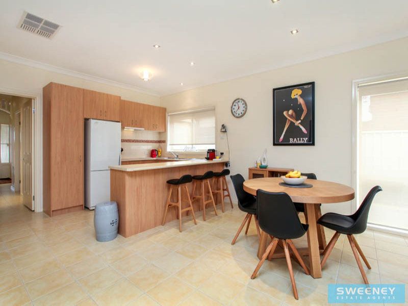 65 Grampians Way, Caroline Springs - Thumbnail 4