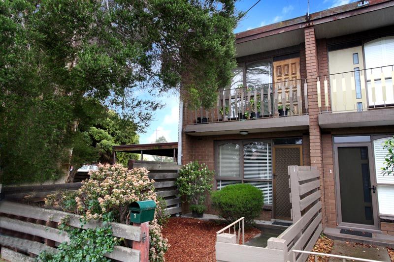 1/27 Stephen Street, Yarraville - Thumbnail 3
