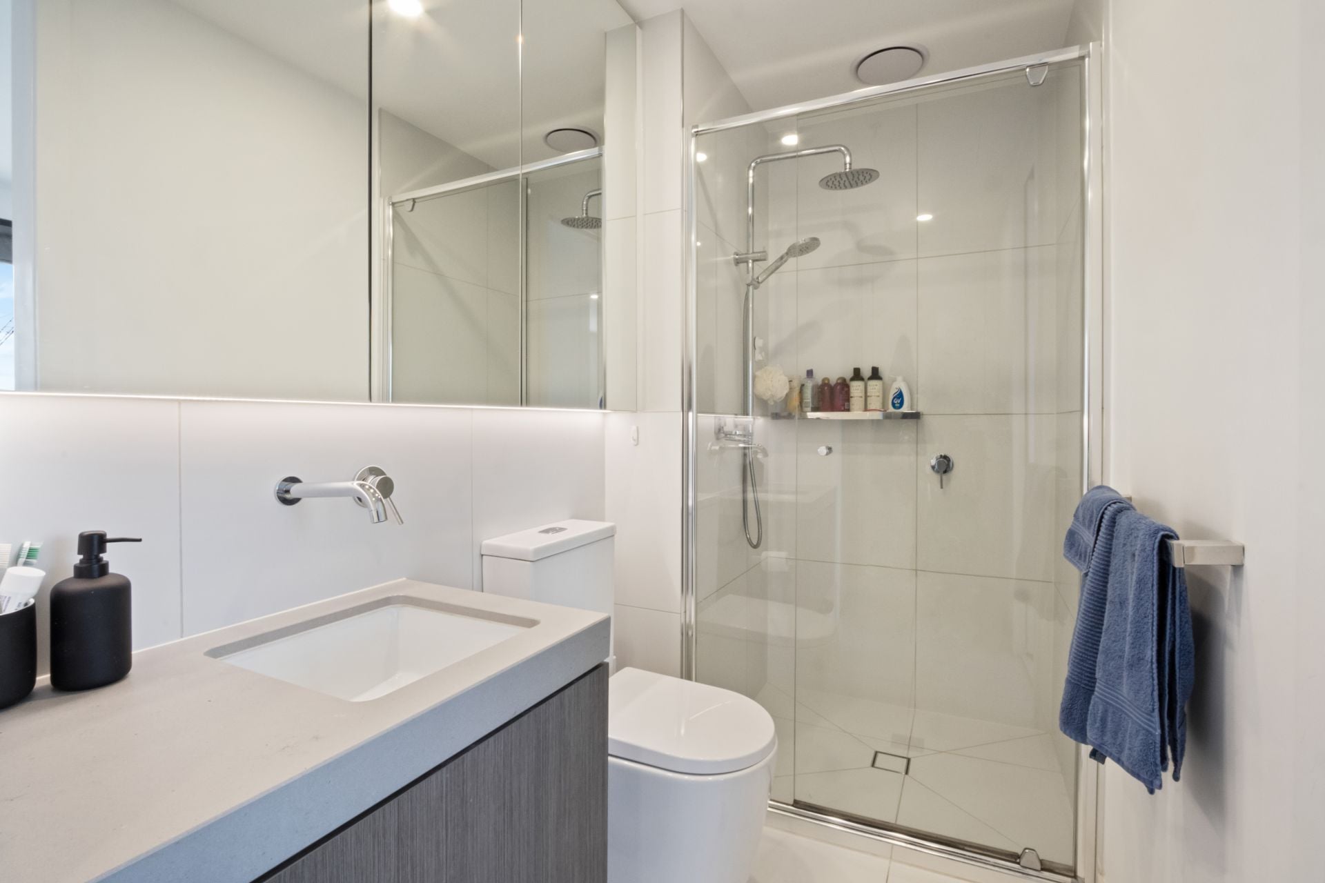 * The property is currently under application. * 
-
Penthouse living in the perfect location.