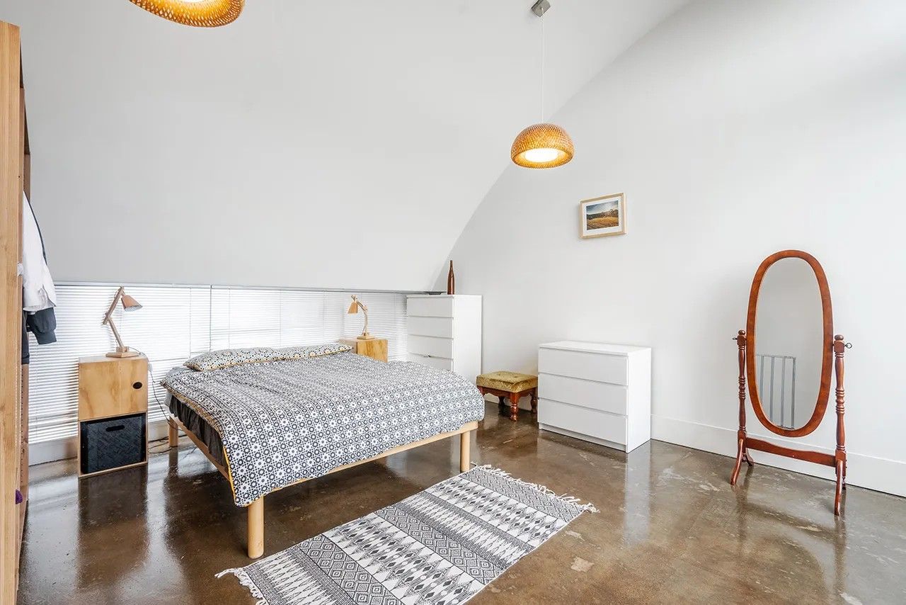 Modern 2-Bedroom Apartment in Northcote
