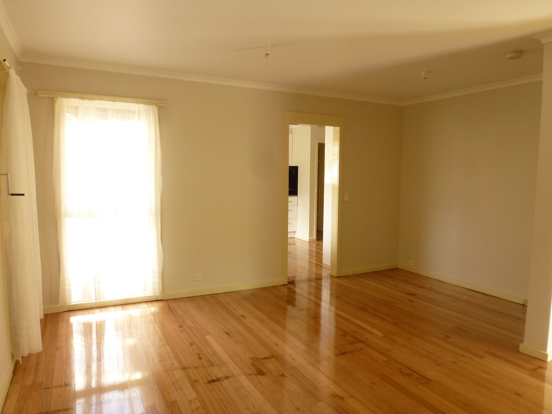 Freshly Painted 3 Bedroom Family Home